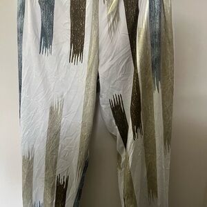 SHEIN Multicolor Abstract Print Leggings